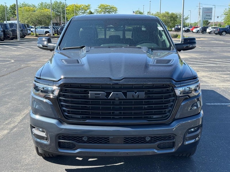 Ram 1500 Vehicle Full-screen Gallery Image 9