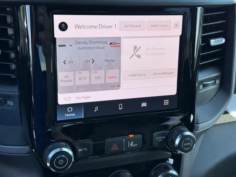 Ram 1500 Vehicle Full-screen Gallery Image 23