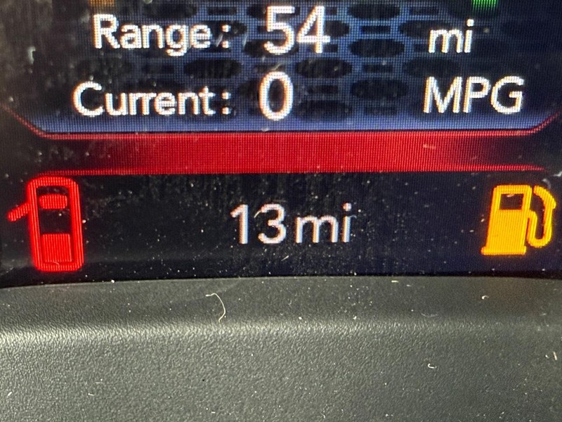 Ram 2500 Vehicle Full-screen Gallery Image 28