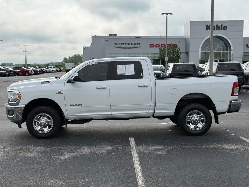 Ram 2500 Vehicle Full-screen Gallery Image 8