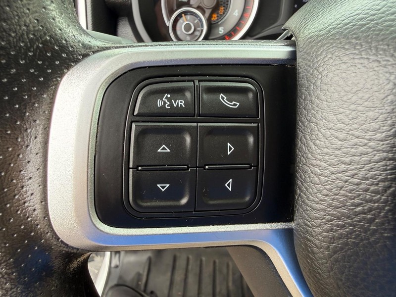 Ram 2500 Vehicle Full-screen Gallery Image 20