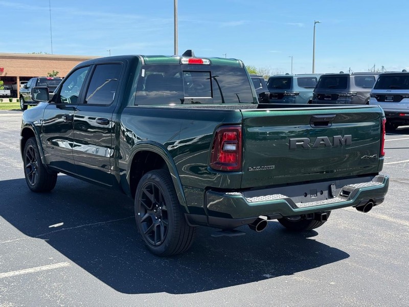 Ram 1500 Vehicle Full-screen Gallery Image 5