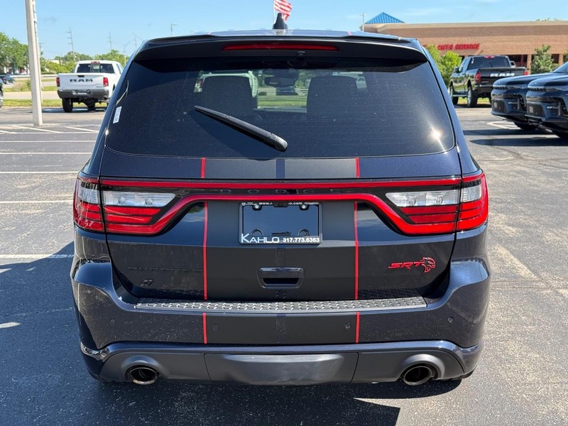 Dodge Durango Vehicle Full-screen Gallery Image 4