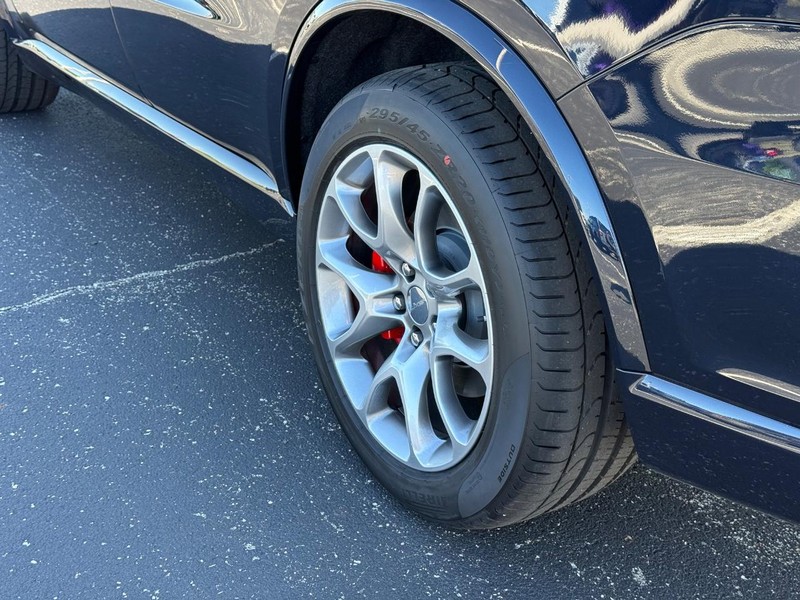 Dodge Durango Vehicle Full-screen Gallery Image 6