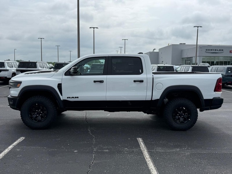 Ram 1500 Vehicle Full-screen Gallery Image 8