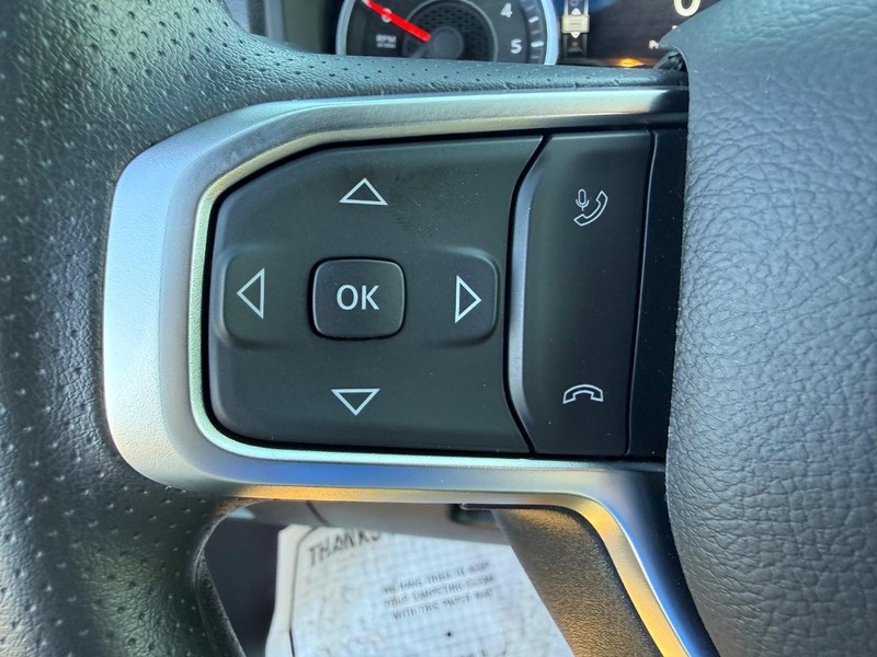 Ram 1500 Vehicle Full-screen Gallery Image 19