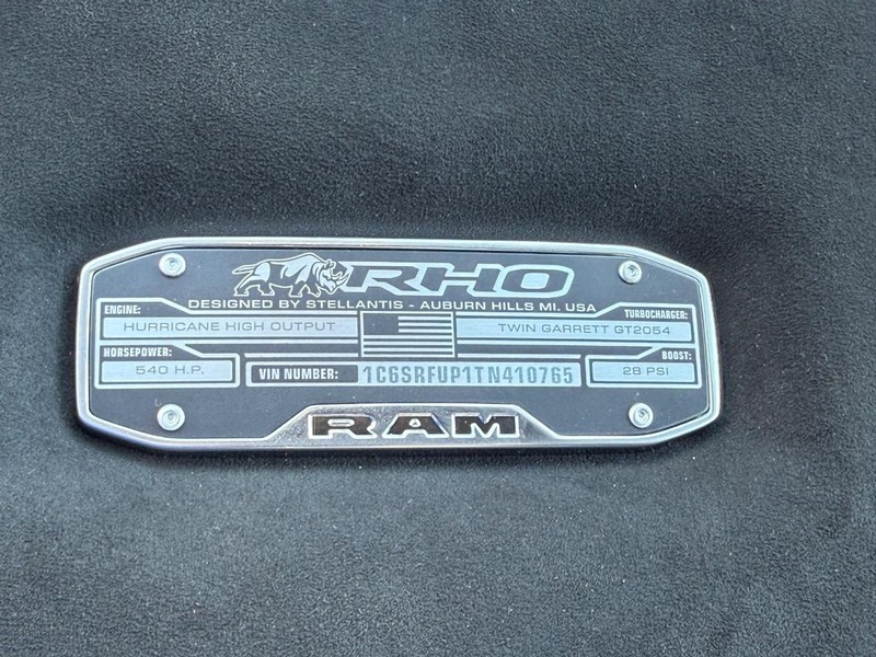 Ram 1500 Vehicle Full-screen Gallery Image 30