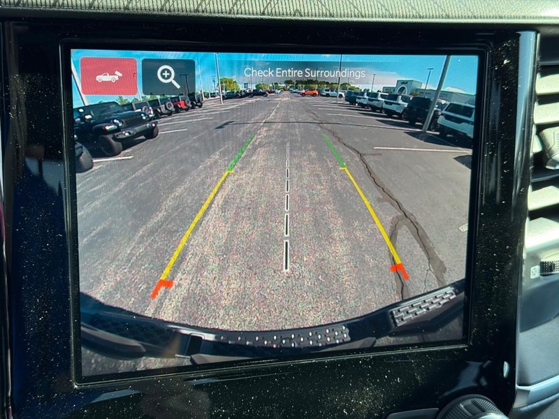 Ram 1500 Vehicle Full-screen Gallery Image 23