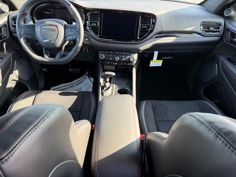 Dodge Durango Vehicle Full-screen Gallery Image 14