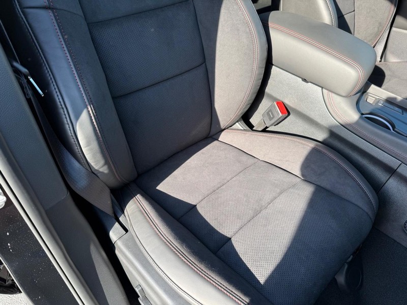 Dodge Durango Vehicle Full-screen Gallery Image 17