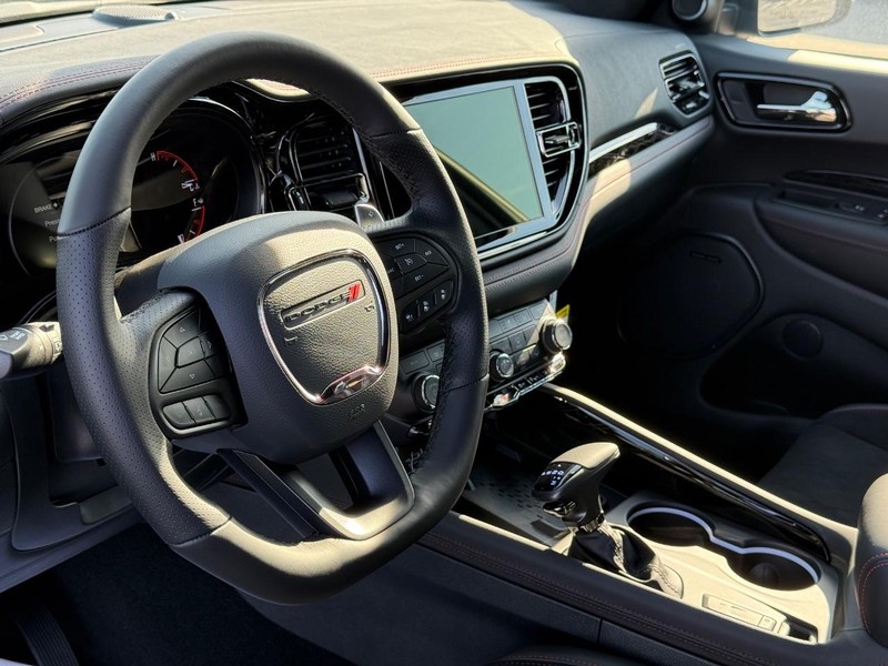 Dodge Durango Vehicle Full-screen Gallery Image 20