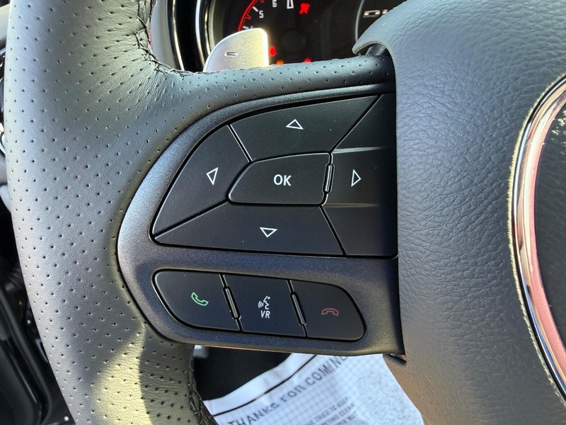 Dodge Durango Vehicle Full-screen Gallery Image 21
