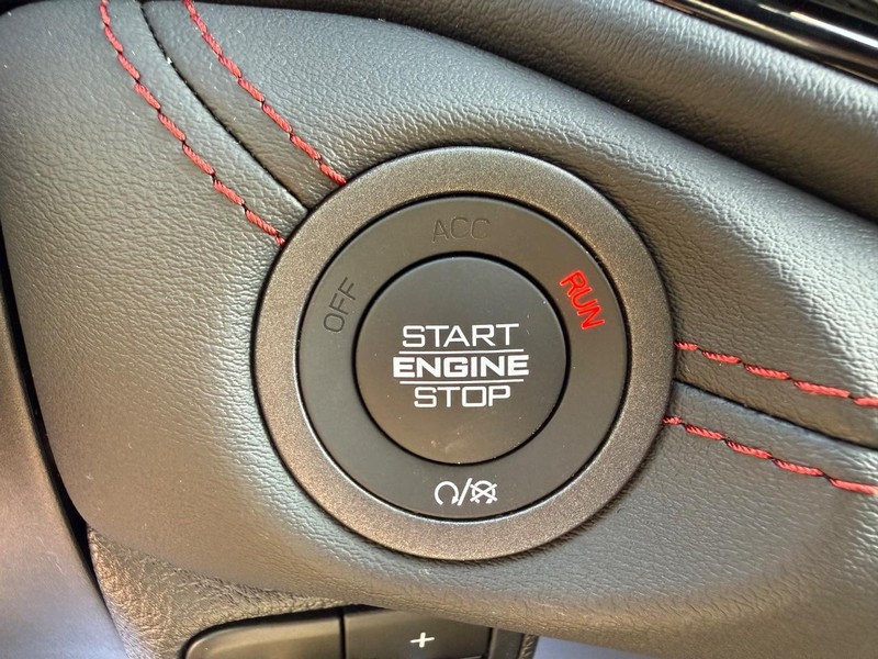 Dodge Durango Vehicle Full-screen Gallery Image 23