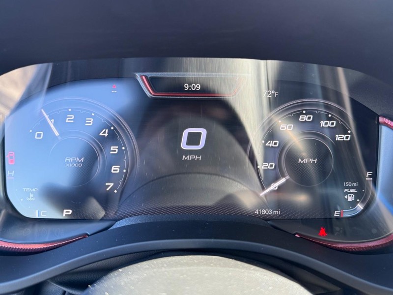 Ram 1500 Vehicle Full-screen Gallery Image 28