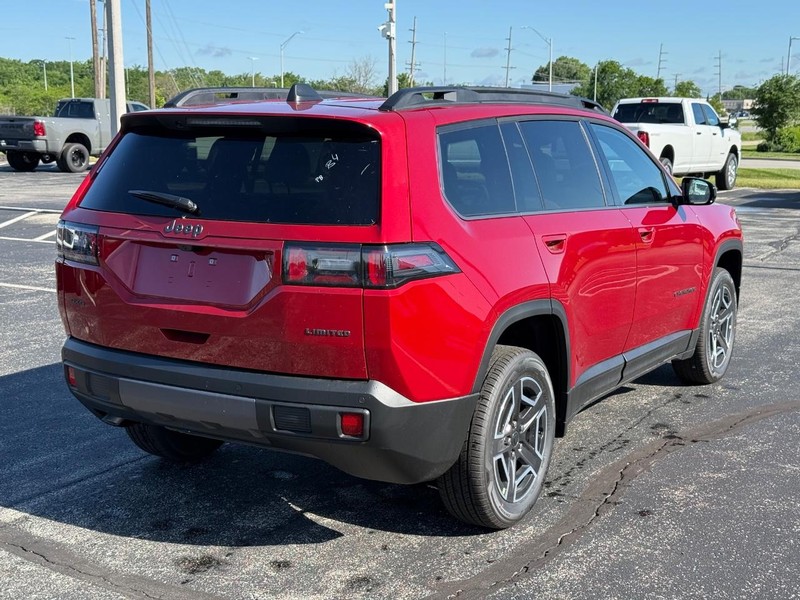 Jeep Cherokee Vehicle Full-screen Gallery Image 3