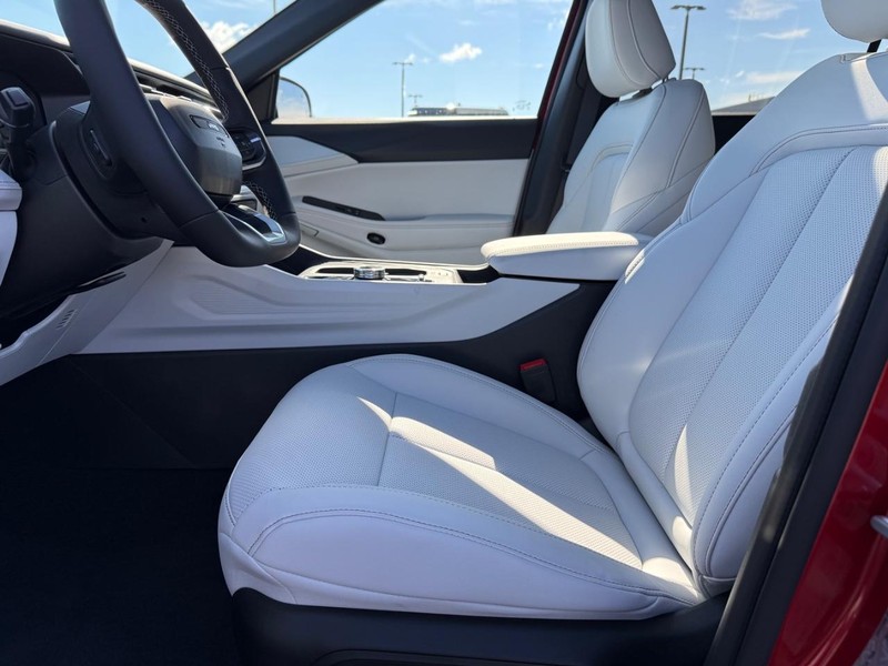 Jeep Cherokee Vehicle Full-screen Gallery Image 19