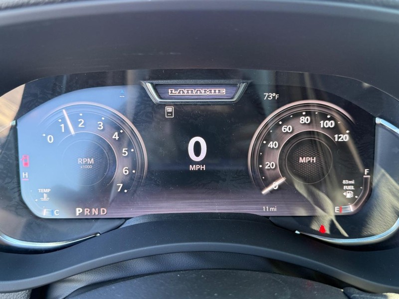Ram 2500 Vehicle Full-screen Gallery Image 27