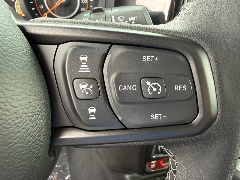 Jeep Wrangler Vehicle Full-screen Gallery Image 21