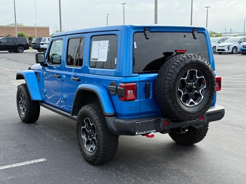 Jeep Wrangler Vehicle Full-screen Gallery Image 5