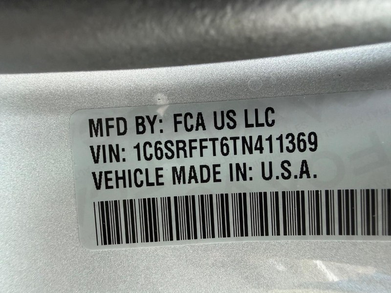 Ram 1500 Vehicle Full-screen Gallery Image 30
