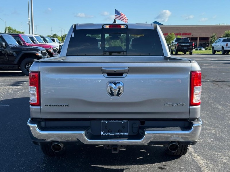 Ram 1500 Vehicle Full-screen Gallery Image 4