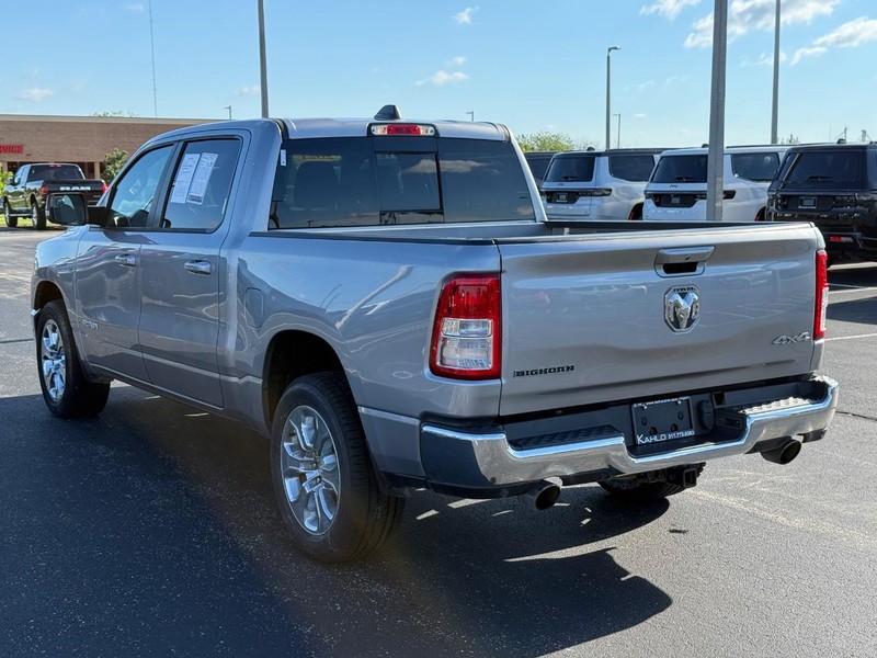 Ram 1500 Vehicle Full-screen Gallery Image 5