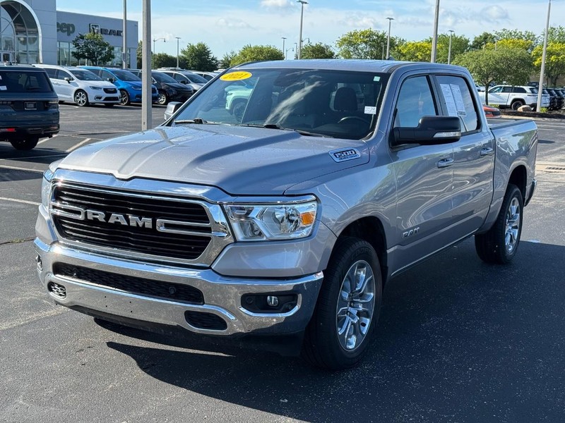 Ram 1500 Vehicle Full-screen Gallery Image 8