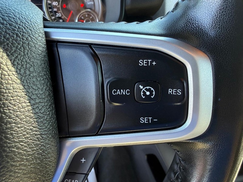 Ram 1500 Vehicle Full-screen Gallery Image 20