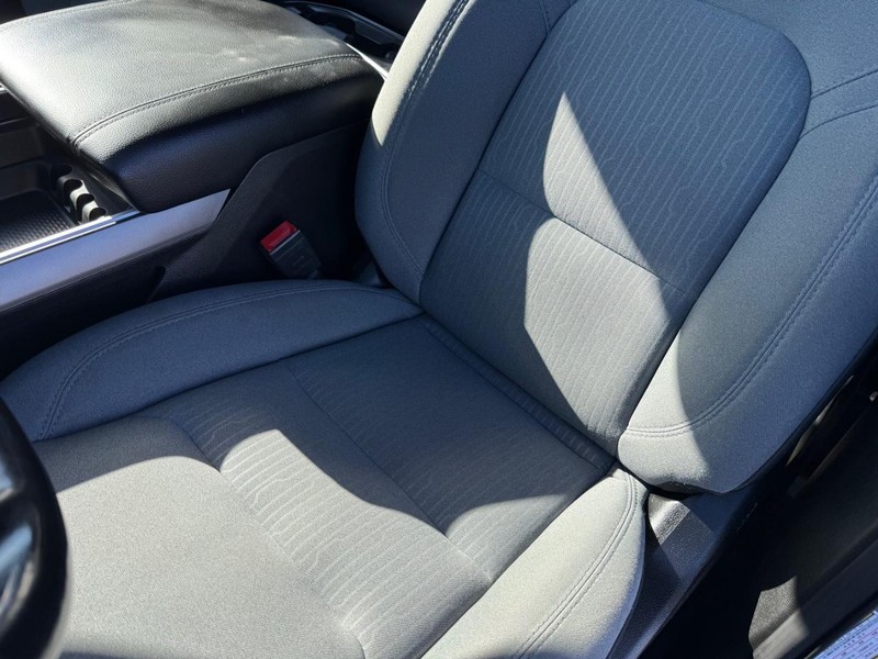 Ram 1500 Vehicle Full-screen Gallery Image 31