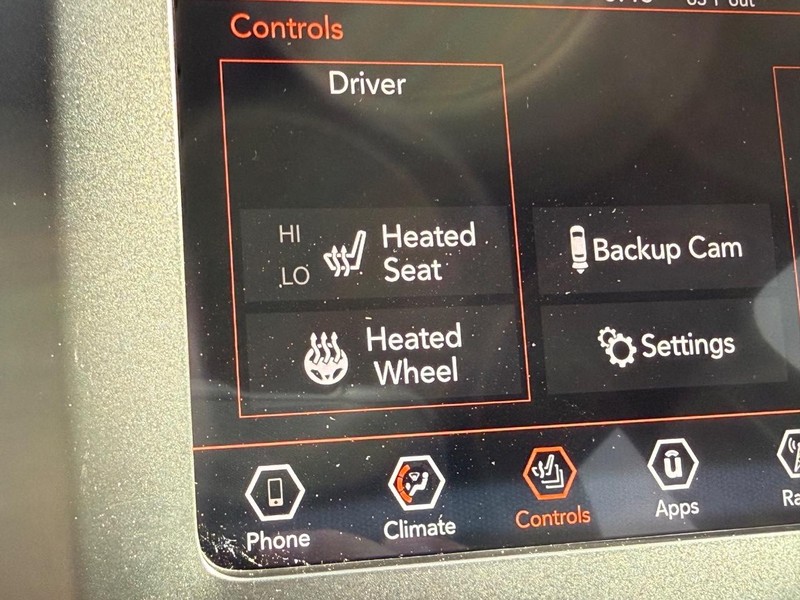 Jeep Cherokee Vehicle Full-screen Gallery Image 21