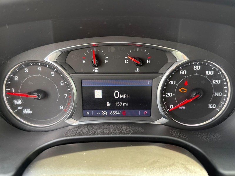 GMC Acadia Vehicle Full-screen Gallery Image 32