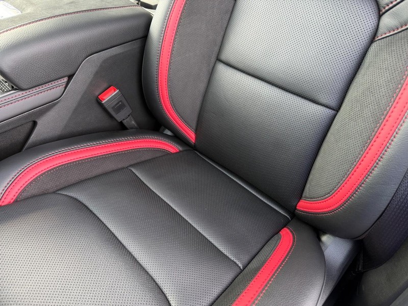 Ram 1500 Vehicle Full-screen Gallery Image 31