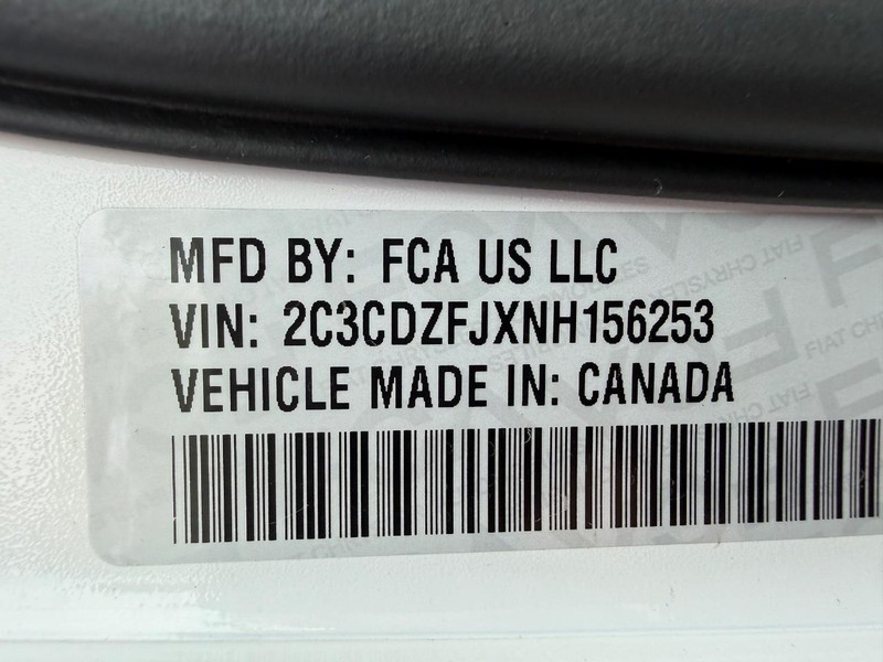 Dodge Challenger Vehicle Full-screen Gallery Image 30
