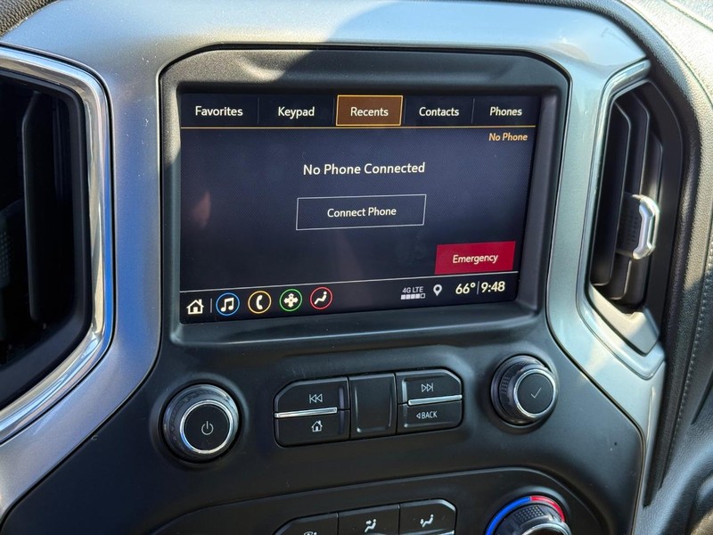 Chevrolet Silverado 1500 Vehicle Full-screen Gallery Image 20