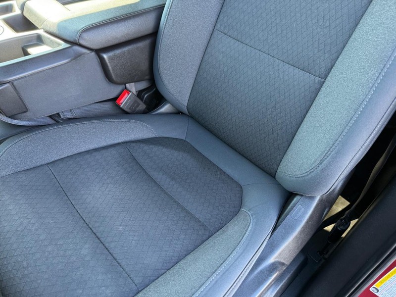 Chevrolet Silverado 1500 Vehicle Full-screen Gallery Image 29