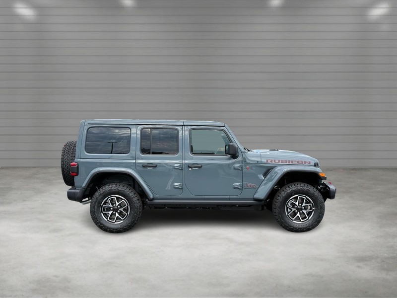 Jeep Wrangler Vehicle Full-screen Gallery Image 2