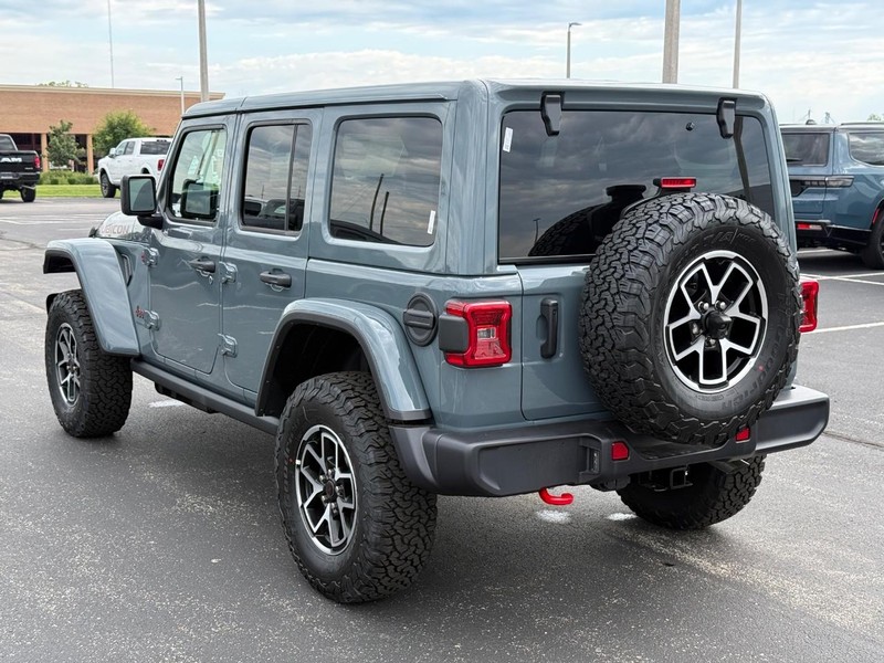 Jeep Wrangler Vehicle Full-screen Gallery Image 5