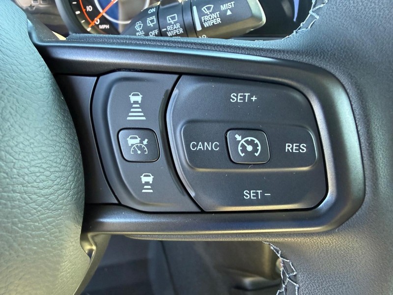 Jeep Wrangler Vehicle Full-screen Gallery Image 20