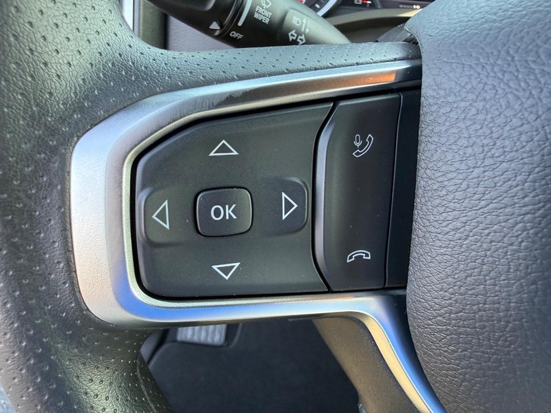 Ram 1500 Vehicle Full-screen Gallery Image 19