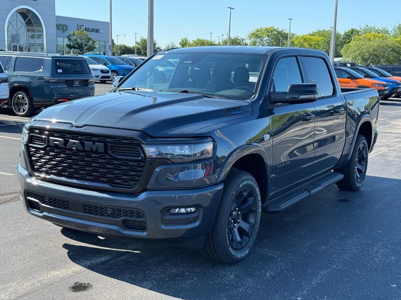 Ram 1500 Vehicle Full-screen Gallery Image 8