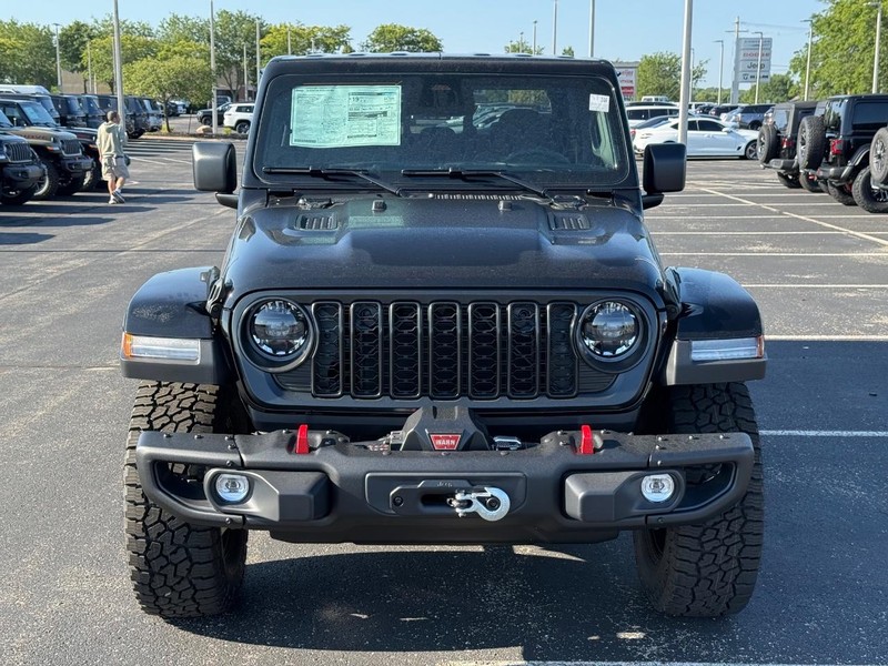 Jeep Gladiator Vehicle Full-screen Gallery Image 9
