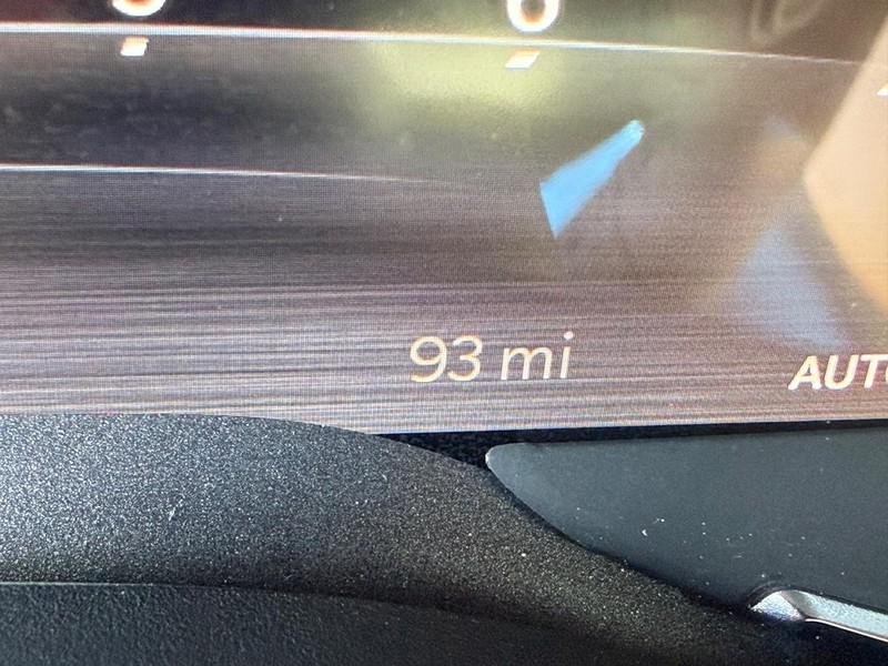 Ram 1500 Vehicle Full-screen Gallery Image 28