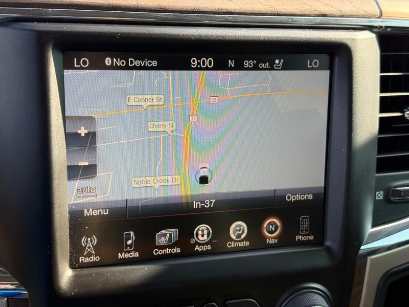 Ram 1500 Vehicle Full-screen Gallery Image 24
