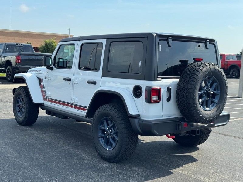 Jeep Wrangler Vehicle Full-screen Gallery Image 5