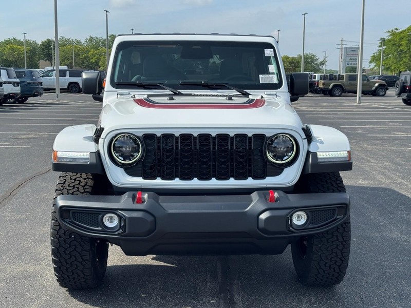 Jeep Wrangler Vehicle Full-screen Gallery Image 10