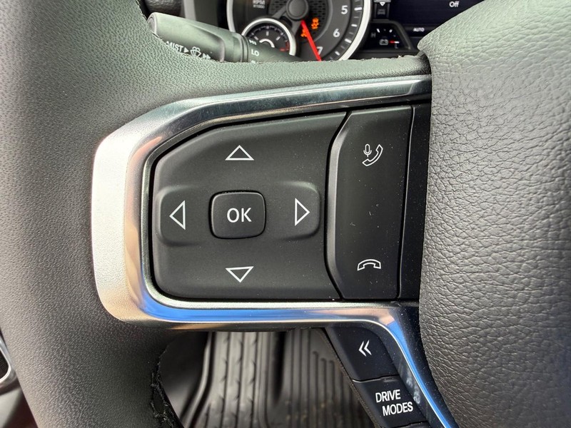 Ram 1500 Vehicle Full-screen Gallery Image 20