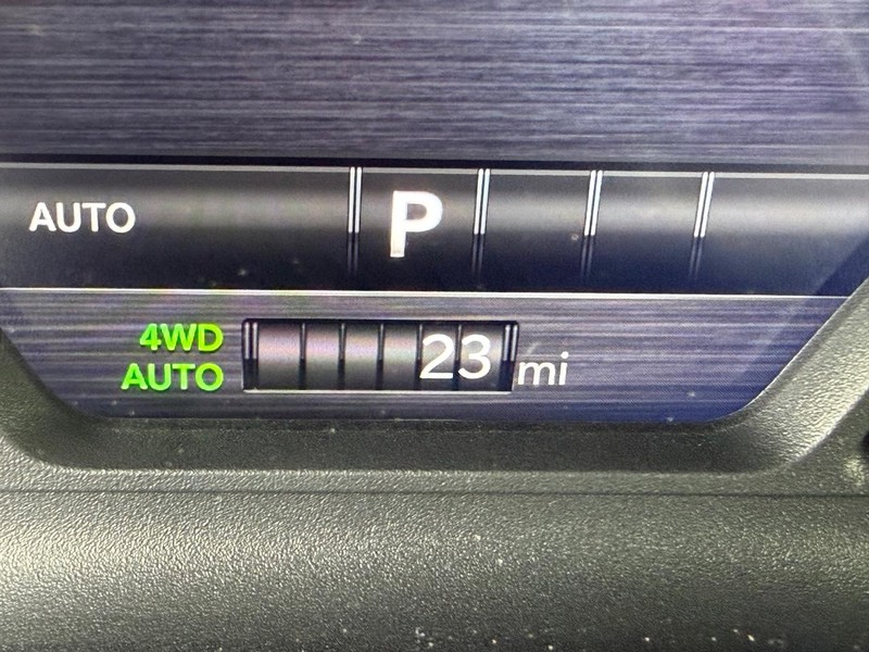 Ram 1500 Vehicle Full-screen Gallery Image 29