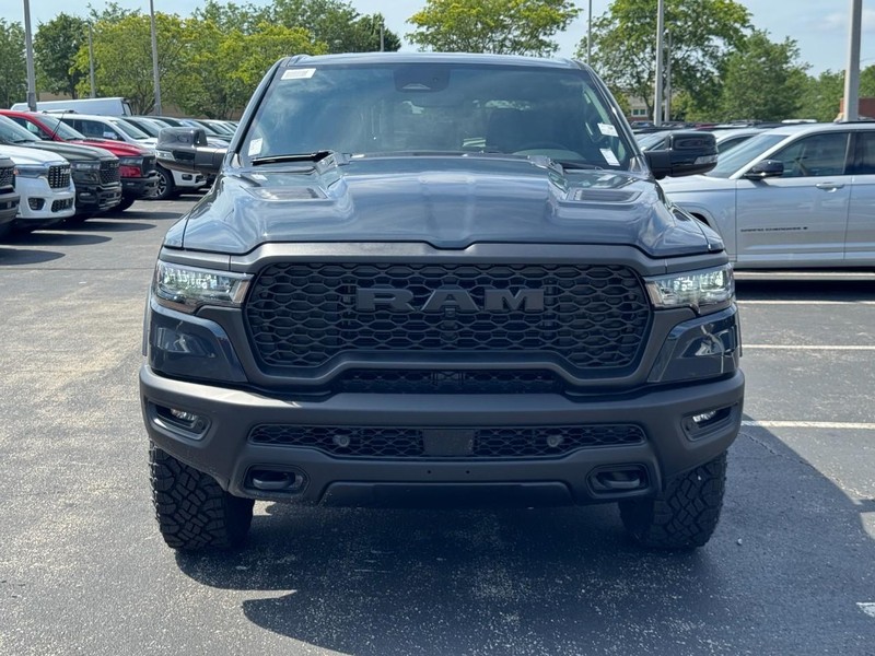 Ram 1500 Vehicle Full-screen Gallery Image 10