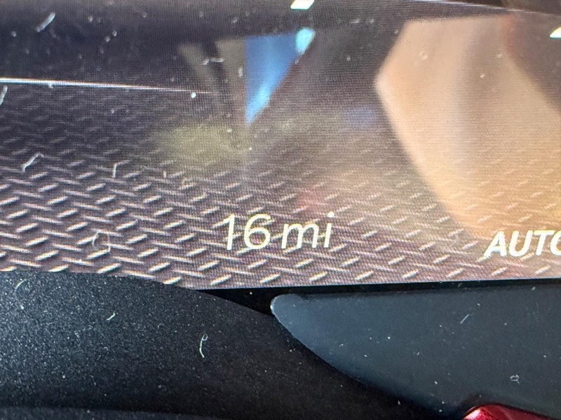 Ram 1500 Vehicle Full-screen Gallery Image 28