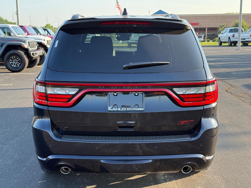 Dodge Durango Vehicle Full-screen Gallery Image 4